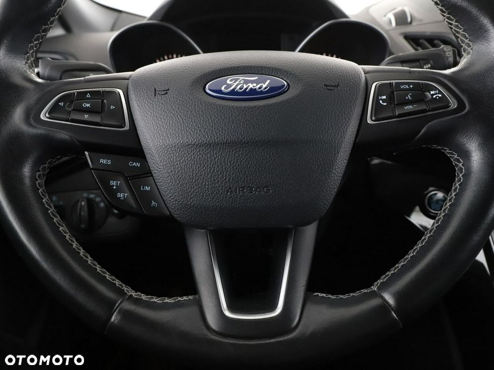 Ford Kuga 1.5 EcoBoost 2x4 ST-Line - 22
