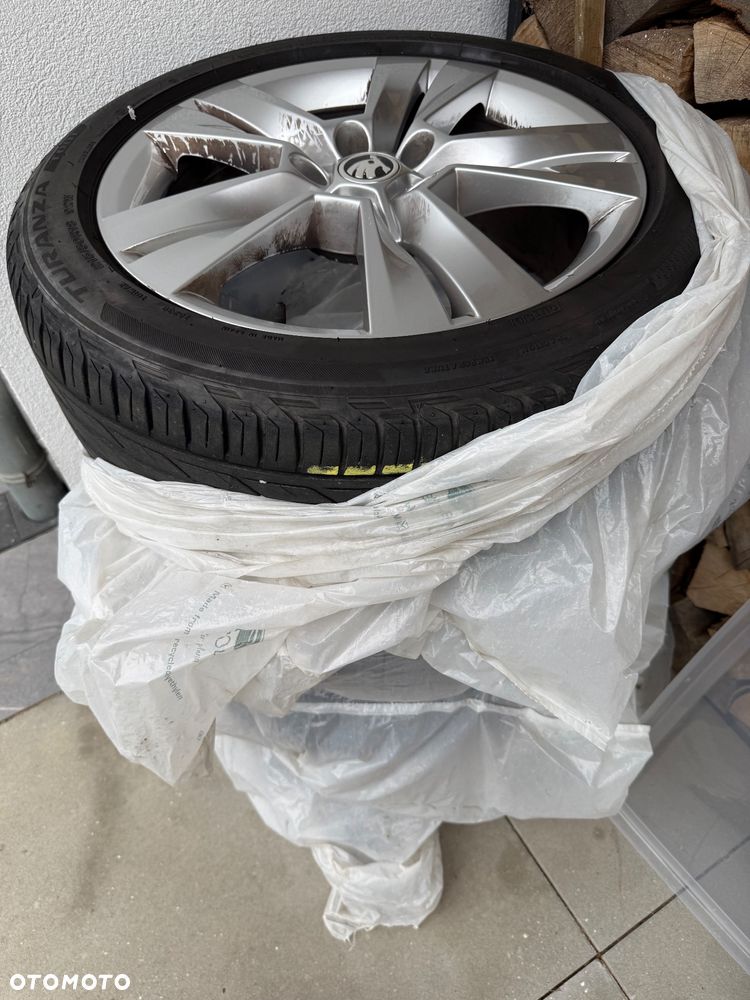 Skoda Karoq 1.6 TDI 4x2 Style DSG - 2