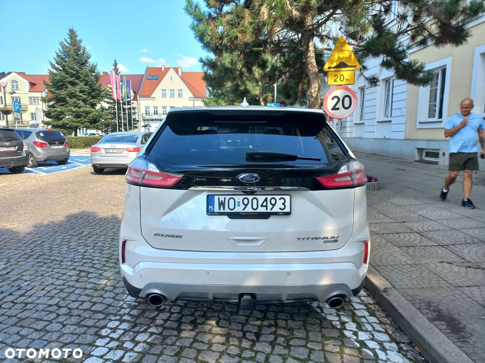 Ford Edge - 15
