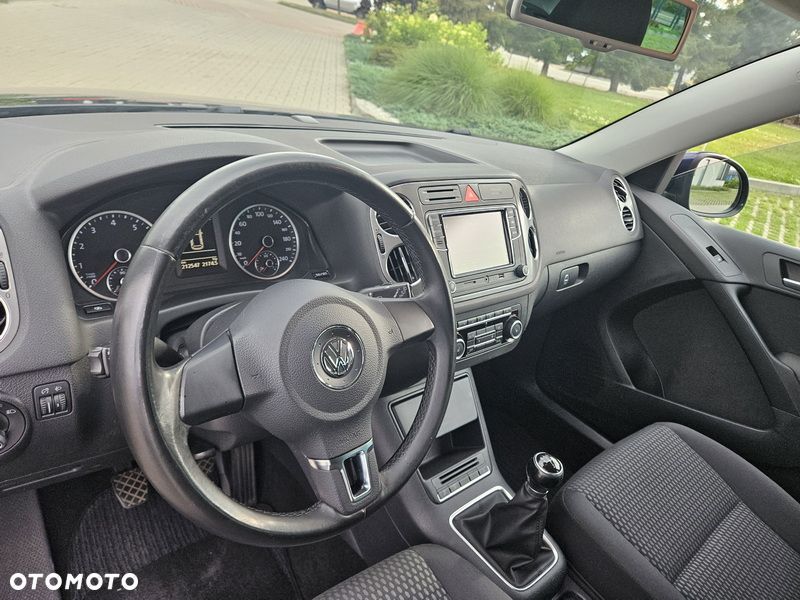 Volkswagen Tiguan - 21