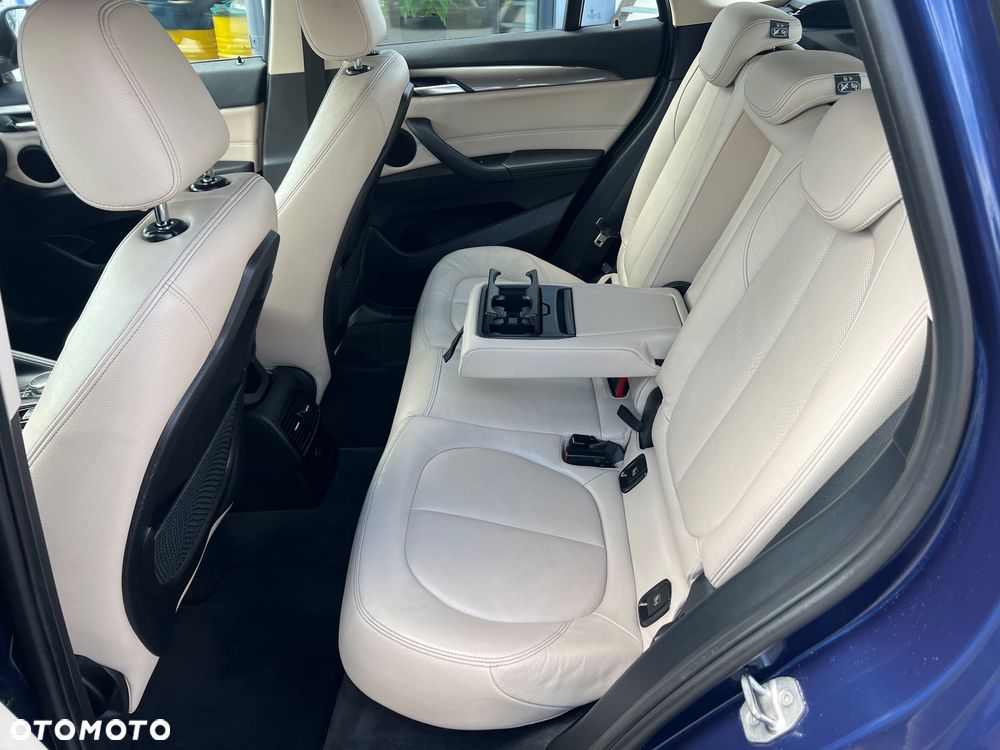 BMW X1 sDrive20i Advantage sport - 18