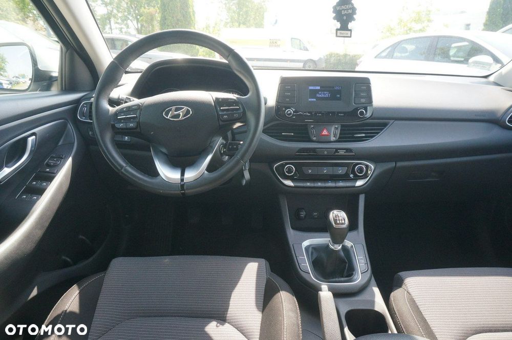 Hyundai i30 1.0 T-GDI Modern - 10