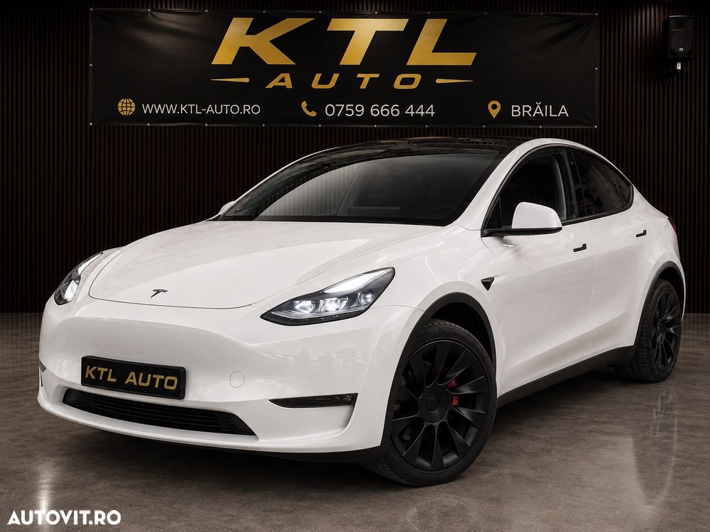 Tesla Model Y - 1