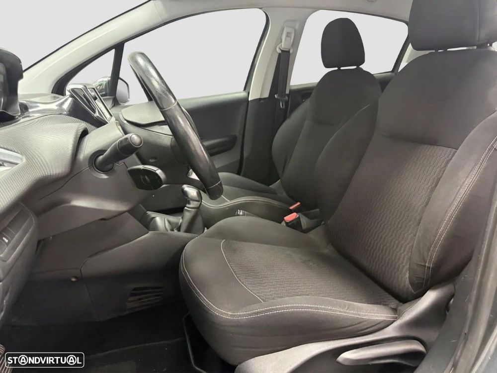 Peugeot 208 1.2 VTi Active - 8