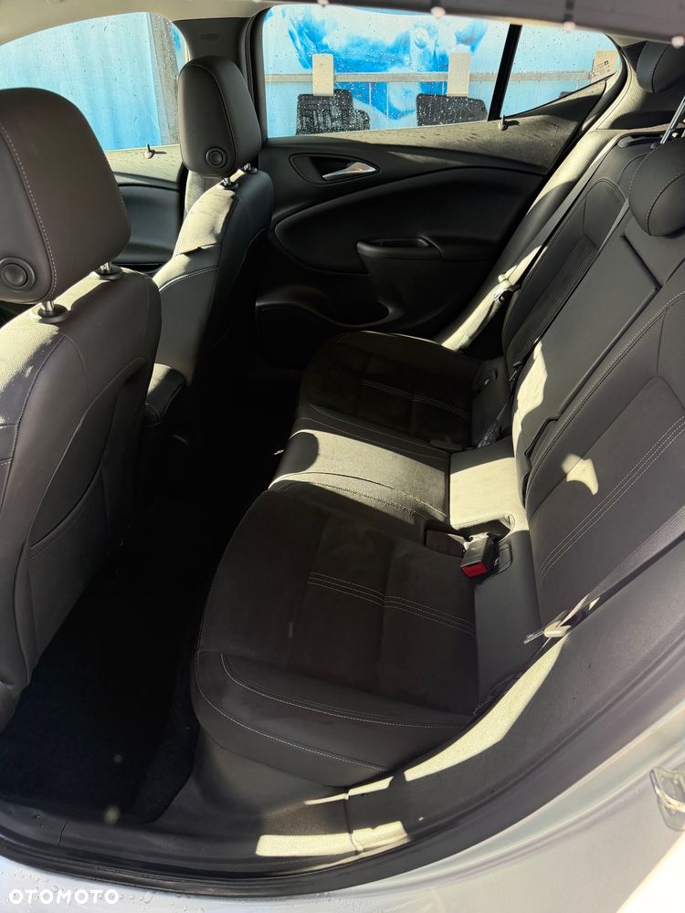 Opel Astra - 14