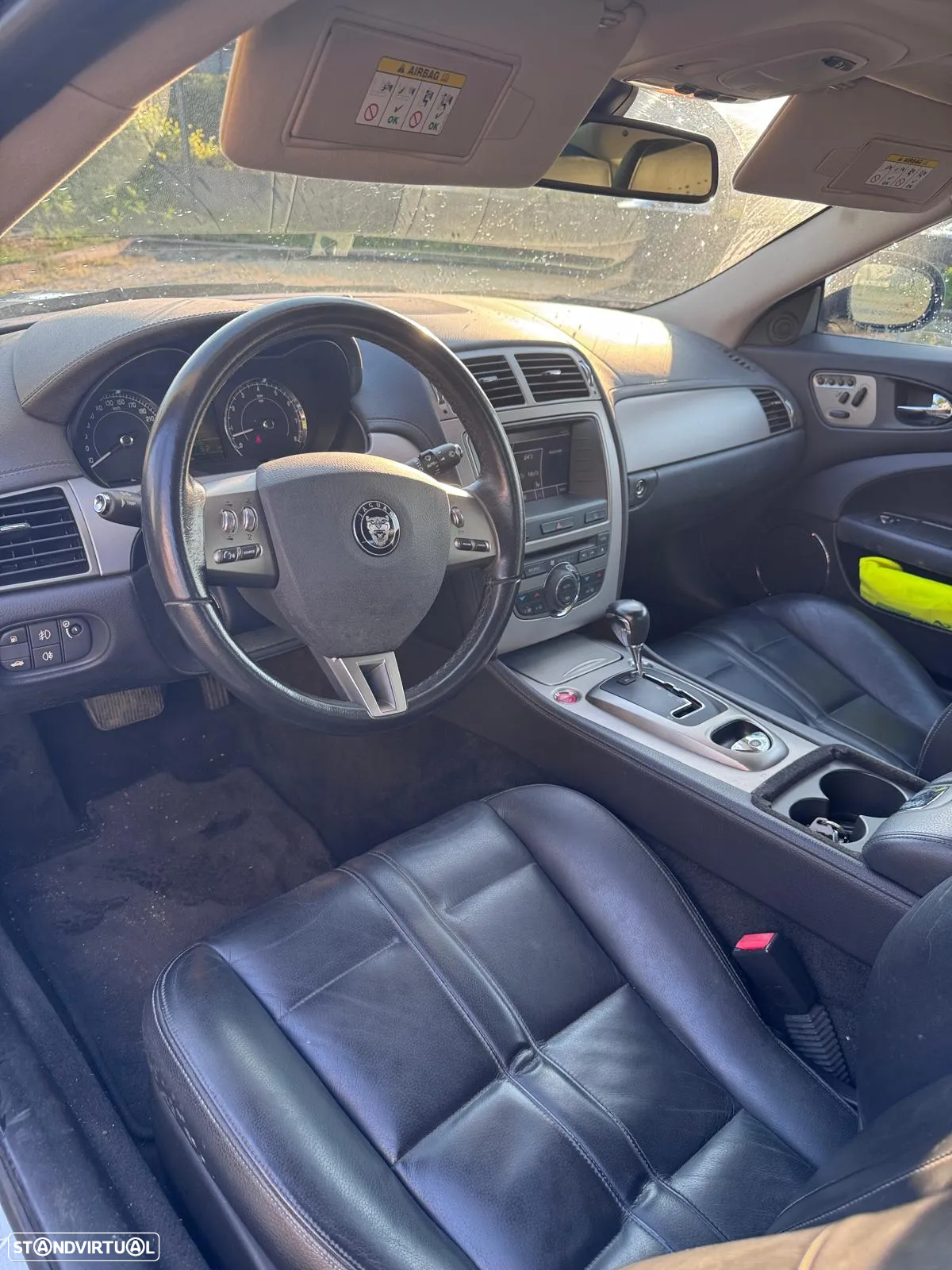 Jaguar XK 4.2 V8 Coupé - 5