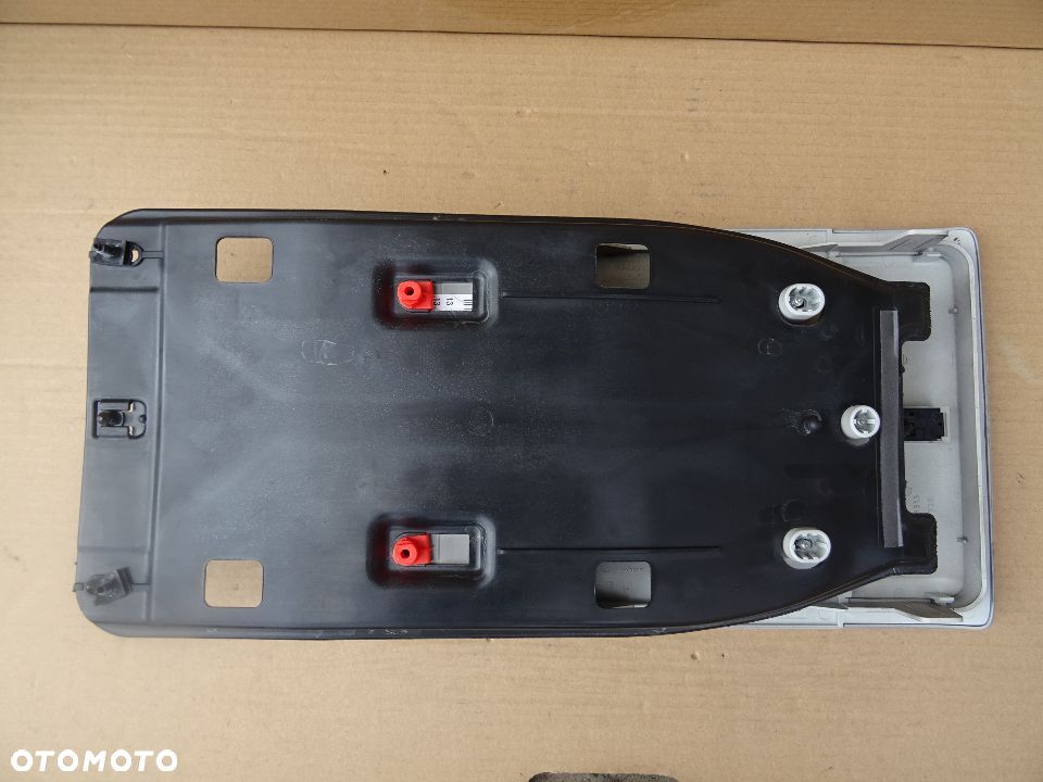LAMPKA WNĘTRZA KABINY SCHOWEK GÓRNY OPEL VECTRA C SIGNUM WSPORNIK STELAŻ - 11