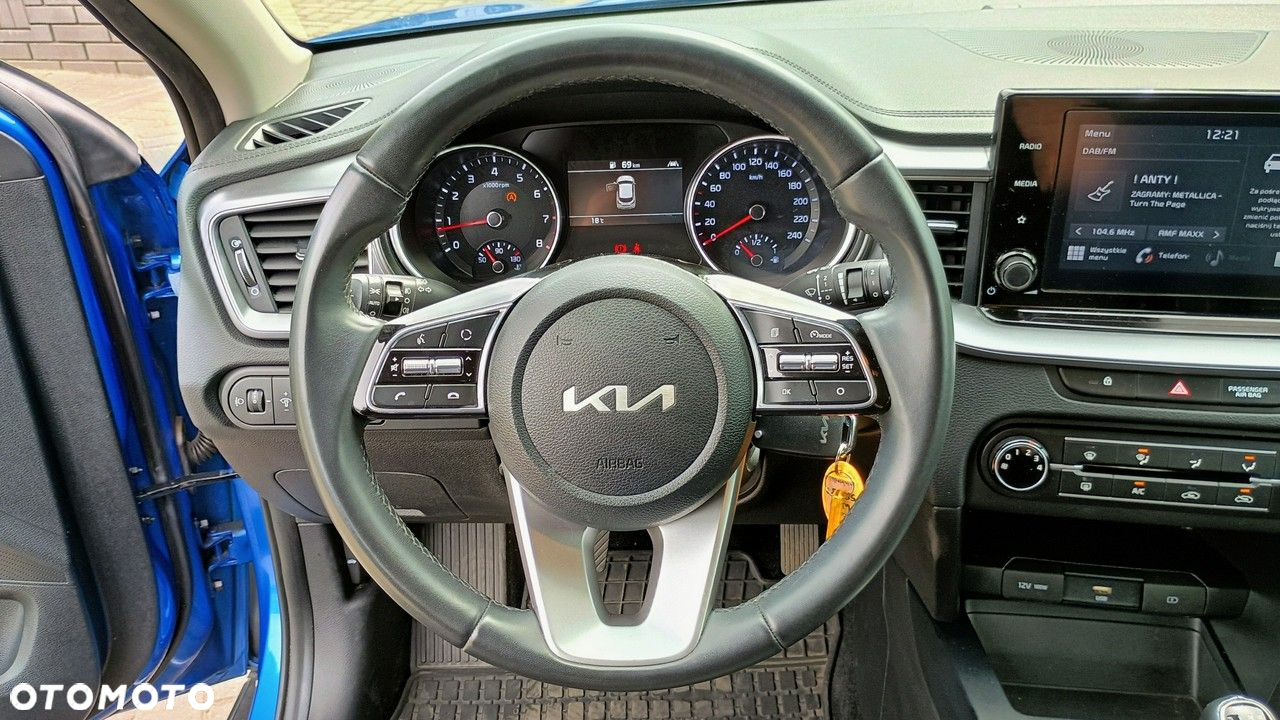 Kia XCeed 1.5 T-GDI M - 20