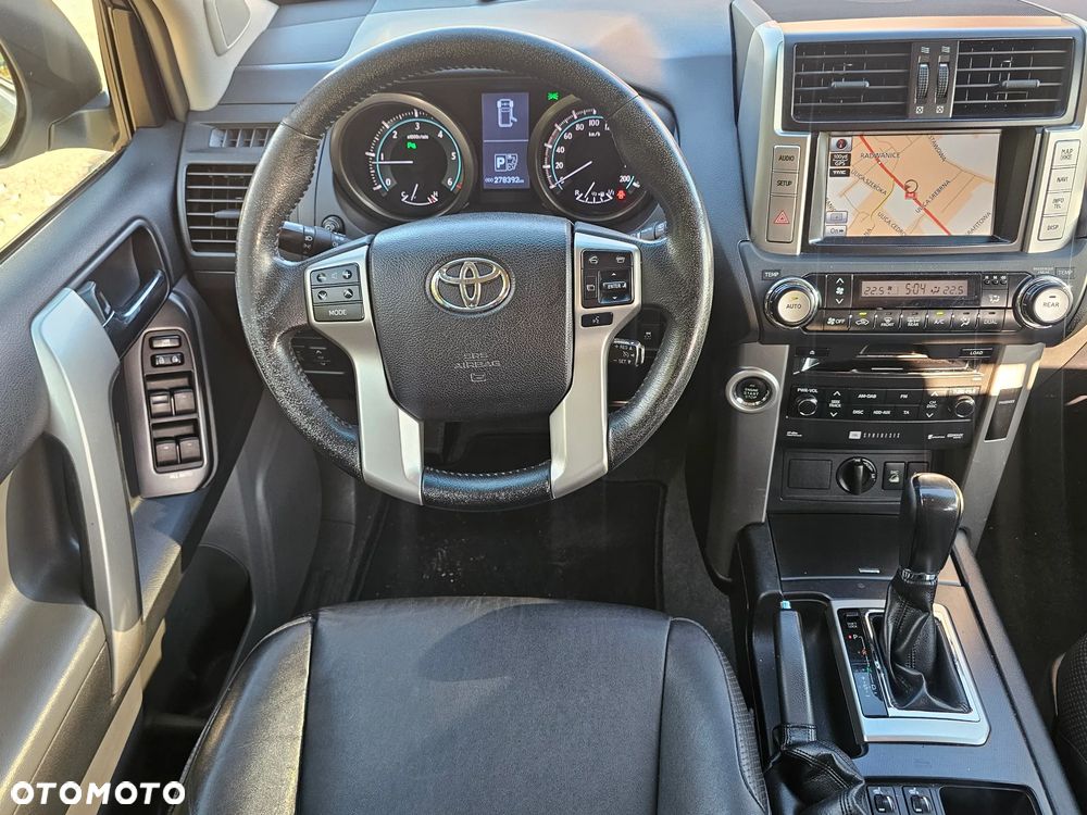 Toyota Land Cruiser LC 3.0 D-4D Prestige 7os - 15