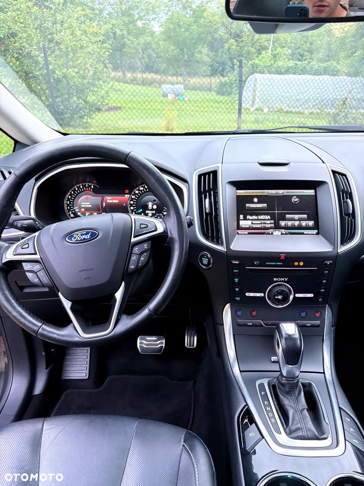 Ford S-Max - 20