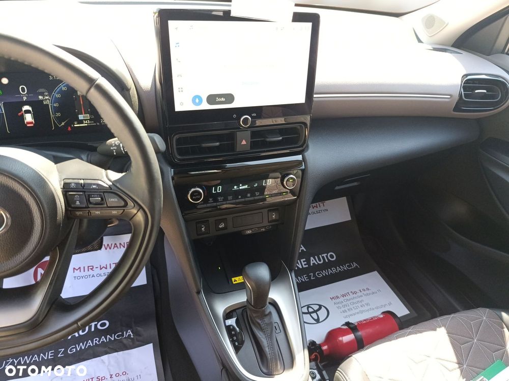 Toyota Yaris Cross Hybrid 1.5 Executive AWD - 24