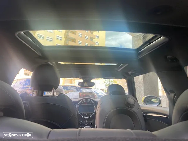 MINI 3 Portas Cooper SE Premium P. Essential - 23