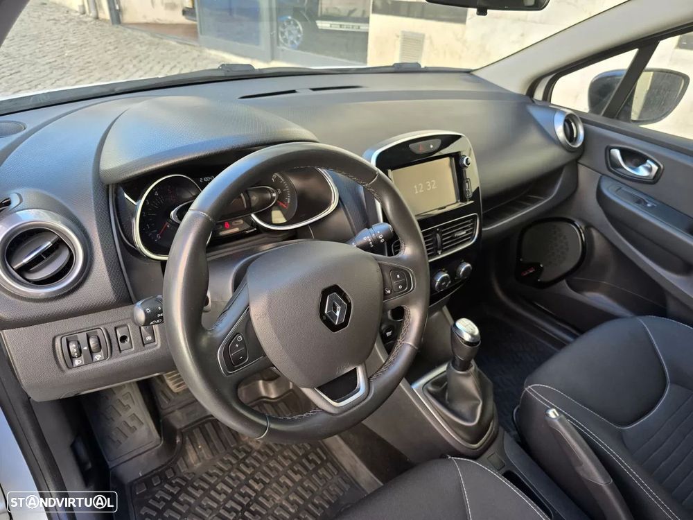 Renault Clio Sport Tourer 1.5 dCi Limited - 11