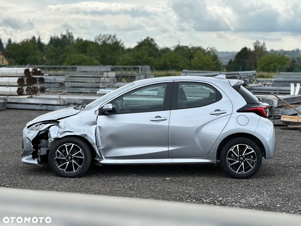 Toyota Yaris - 8
