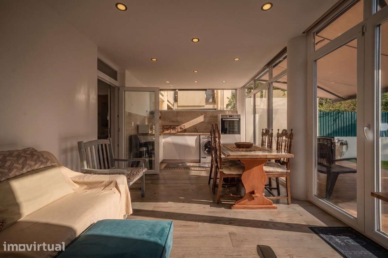 Moradia em Banda T3+2 Renovada na Charneca do Guincho – Cascais - Grande imagem: 2/52