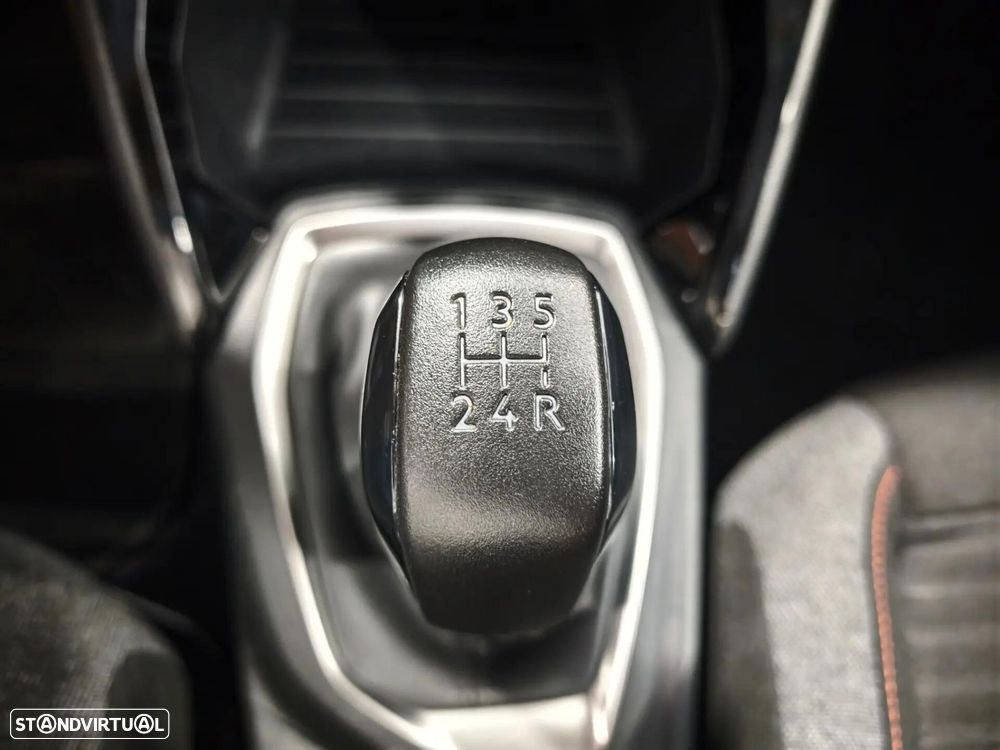 Peugeot 208 1.2 PureTech Active - 13
