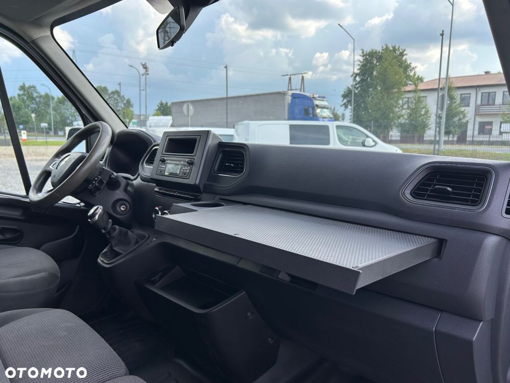 Renault Master - 24