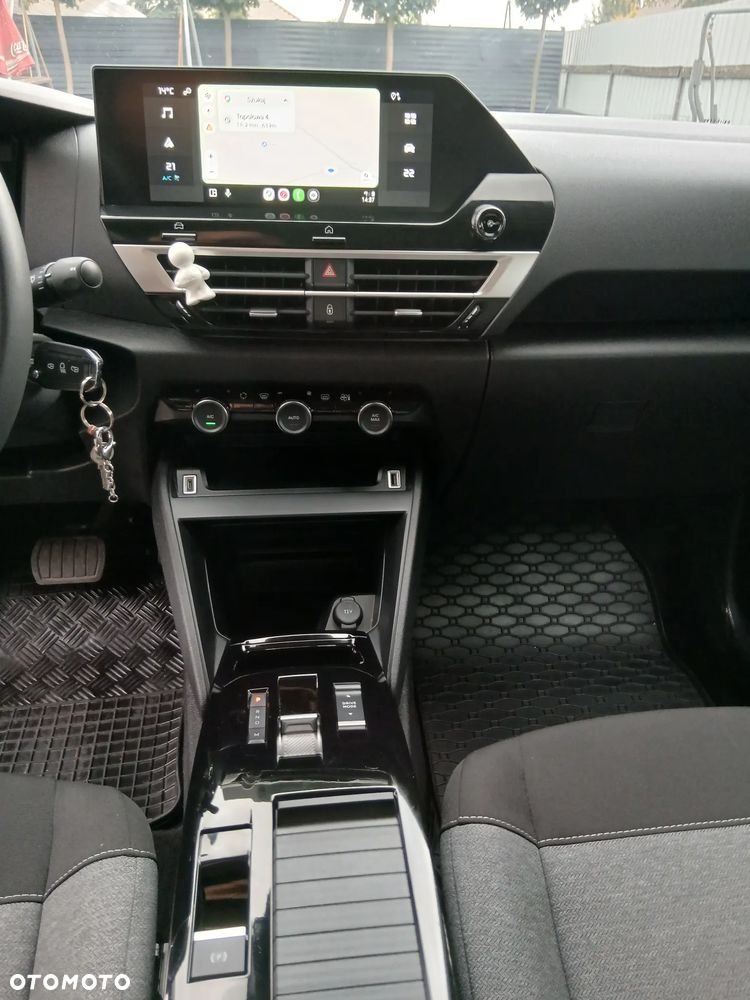 Citroën C4 1.2 mHEV You eDCT6 - 12