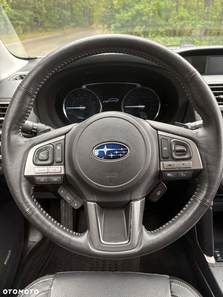Subaru Forester 2.0 XT Comfort Lineartronic - 11