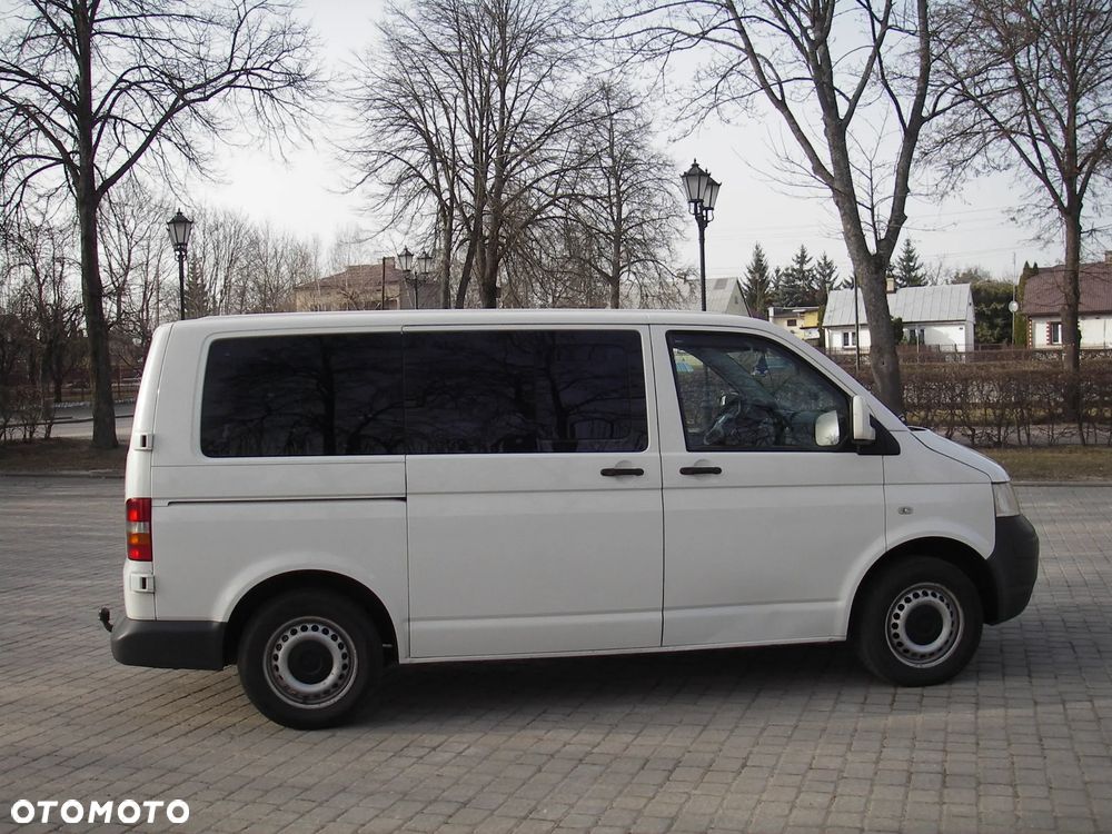 Volkswagen Transporter - 9