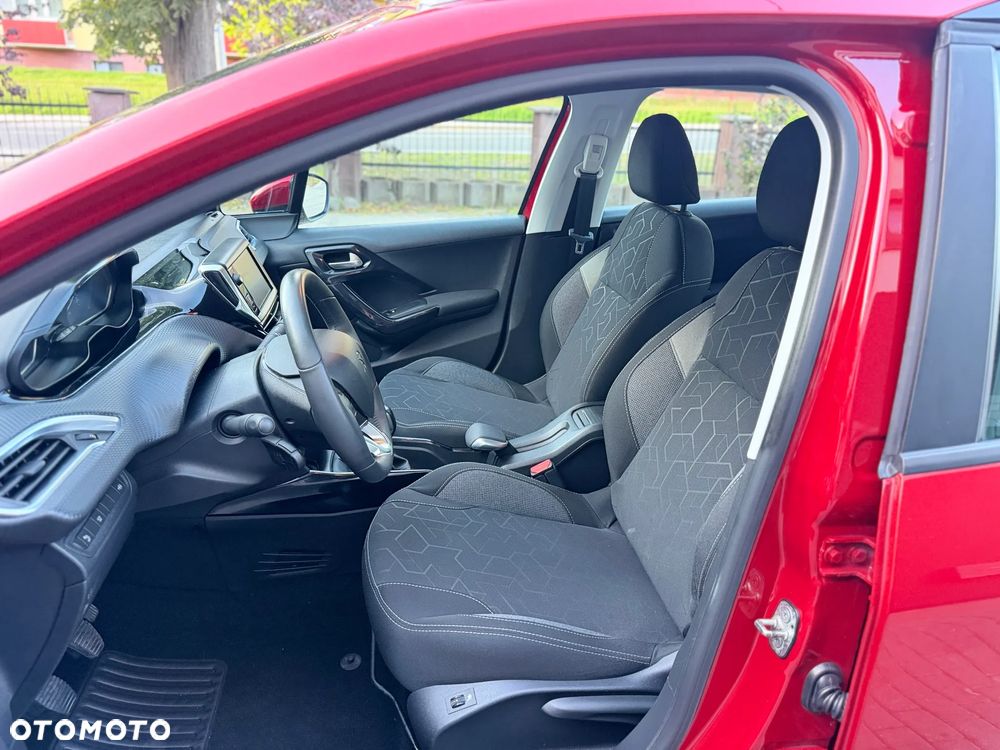 Peugeot 2008 1.2 Pure Tech Active - 28