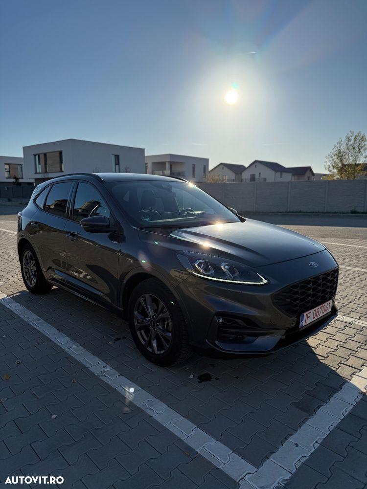 Ford Kuga 2.5 Duratec PHEV ST-LINE X - 2