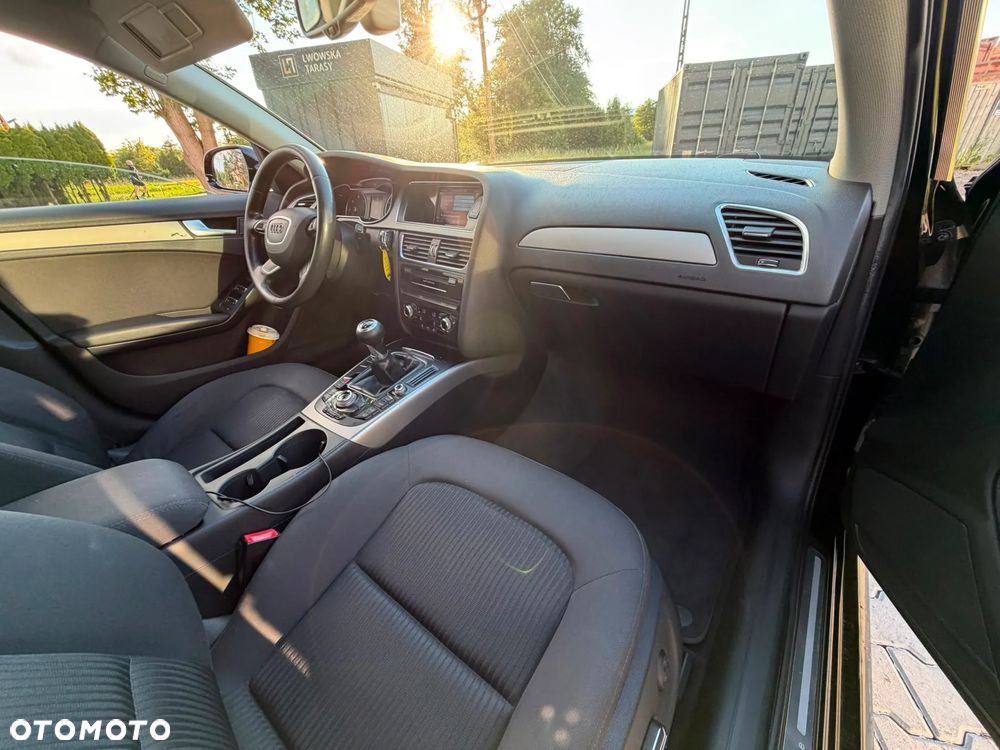 Audi A4 Limousine - 40