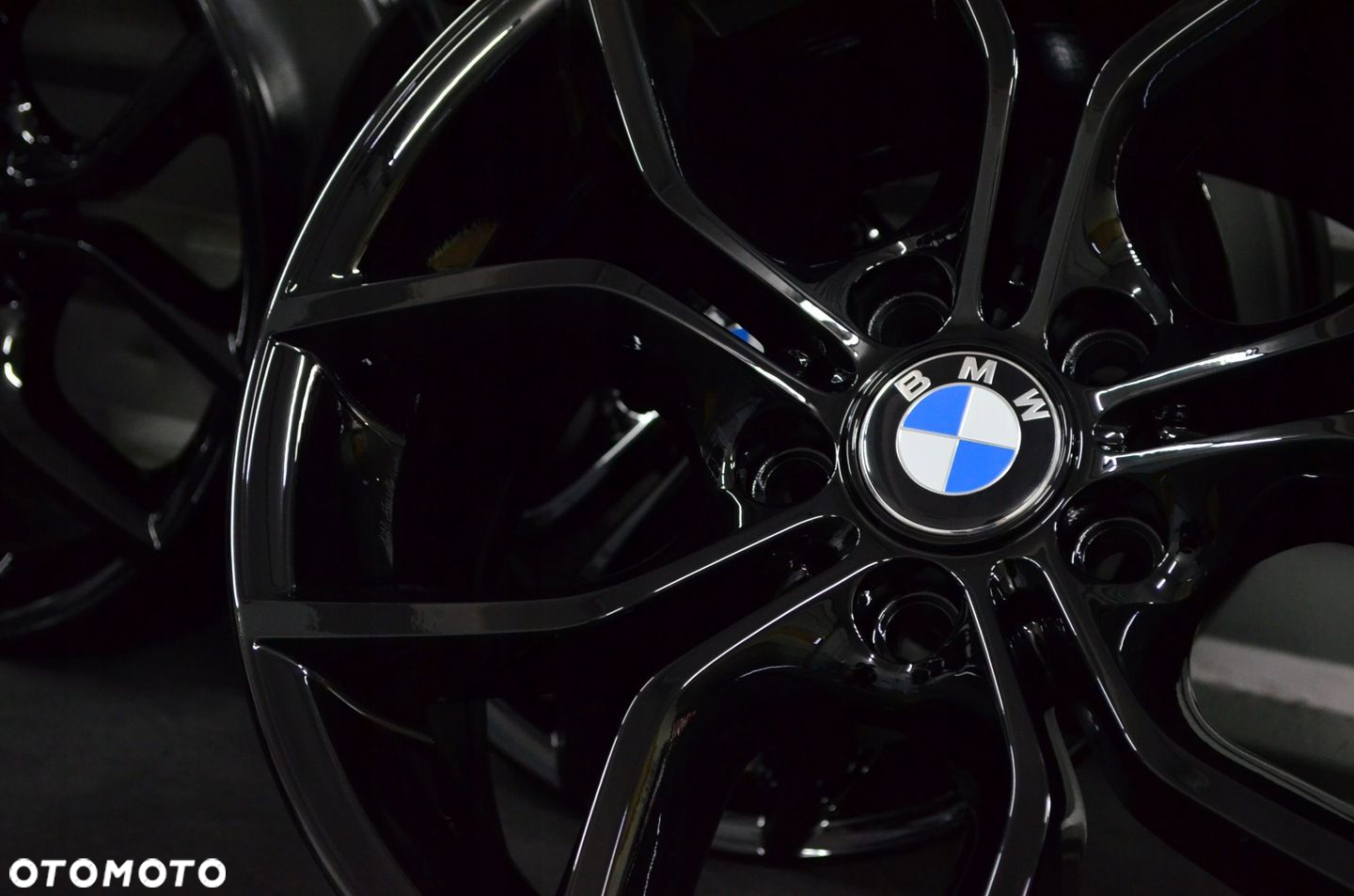 Felgi BMW 5x120 R18 e90 e92 93 F30 F31 F32 F36 X4 X3 X1 F20 - 4