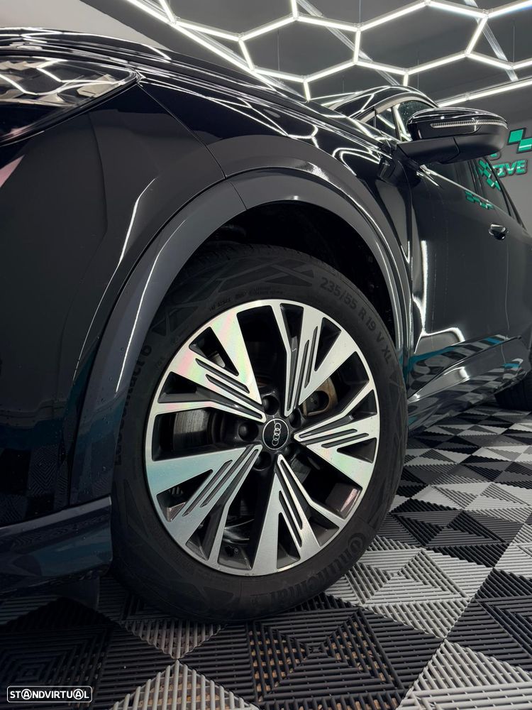 Audi Q4 e-tron 40 82 kWH - 2