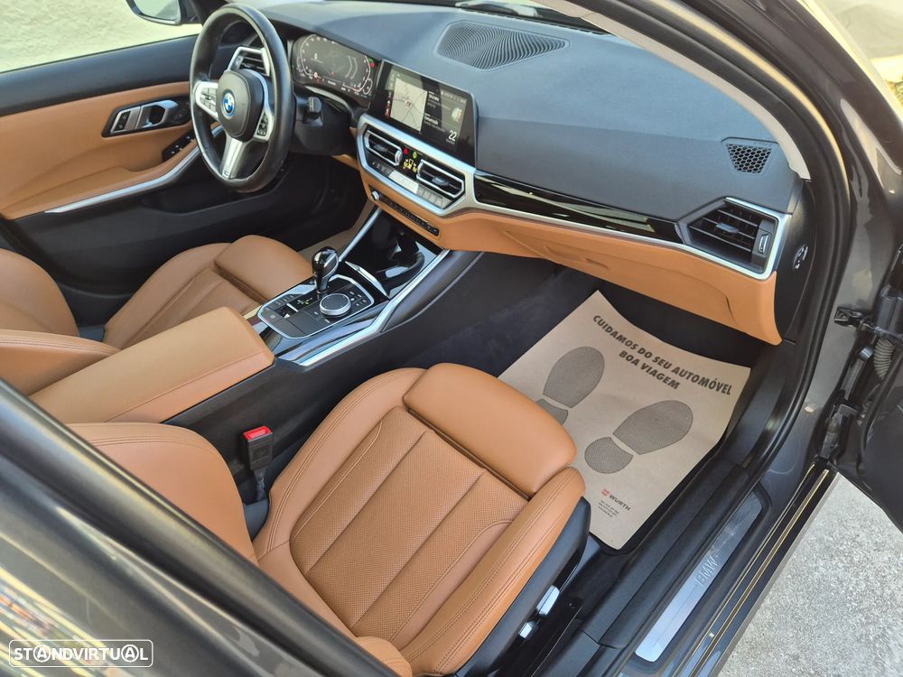 BMW 320 e Touring Line Luxury Auto - 42