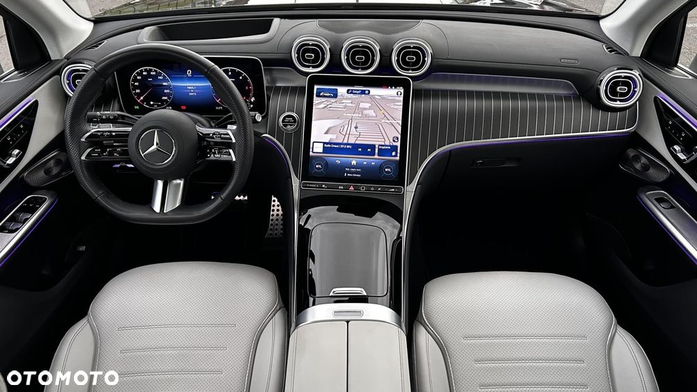 Mercedes-Benz GLC - 23