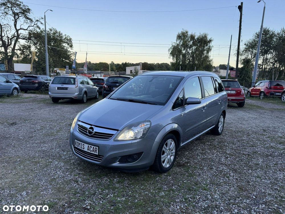 Opel Zafira - 29