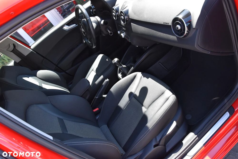 Audi A1 Sportback 1.6 TDI design - 14