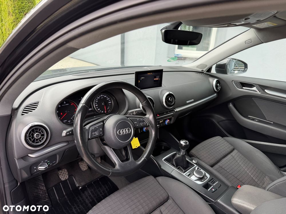 Audi A3 Sportback 1.6 TDI(clean diesel) Ambition - 10