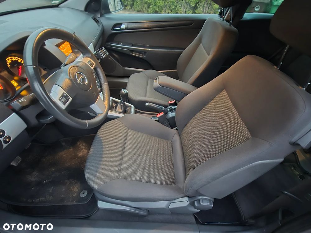 Opel Astra 1.6 Selection 110 Jahre - 28