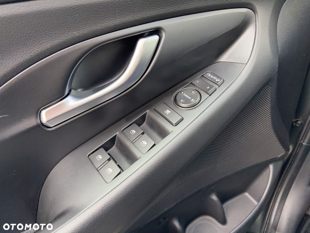 Hyundai i30 - 14