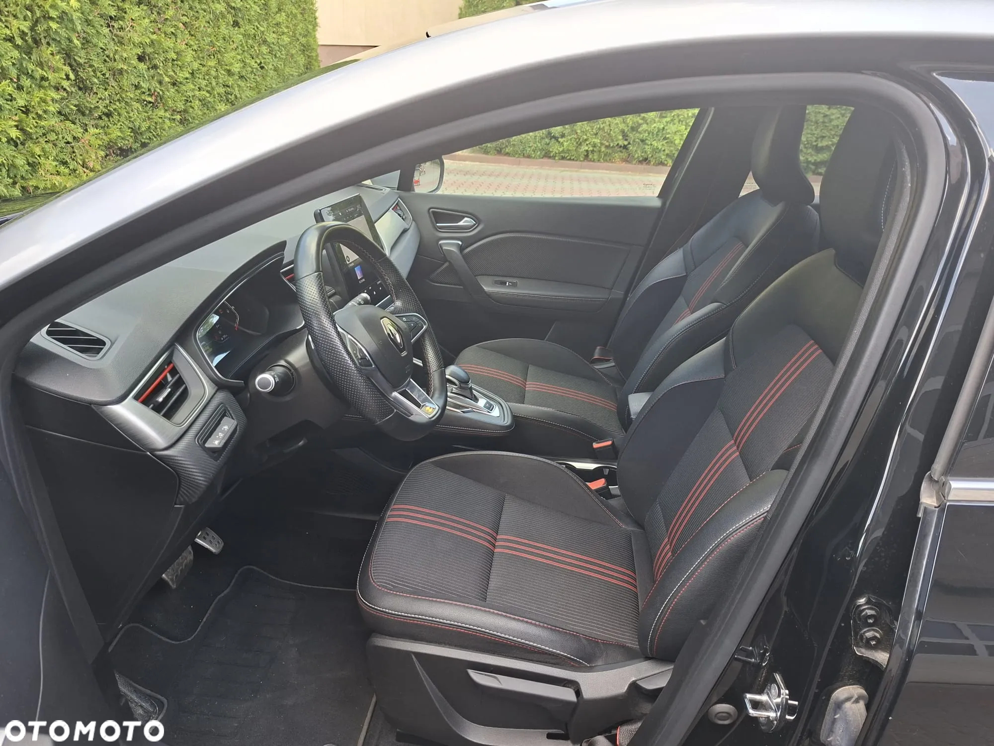 Renault Captur TCe 140 EDC GPF R.S LINE - 10