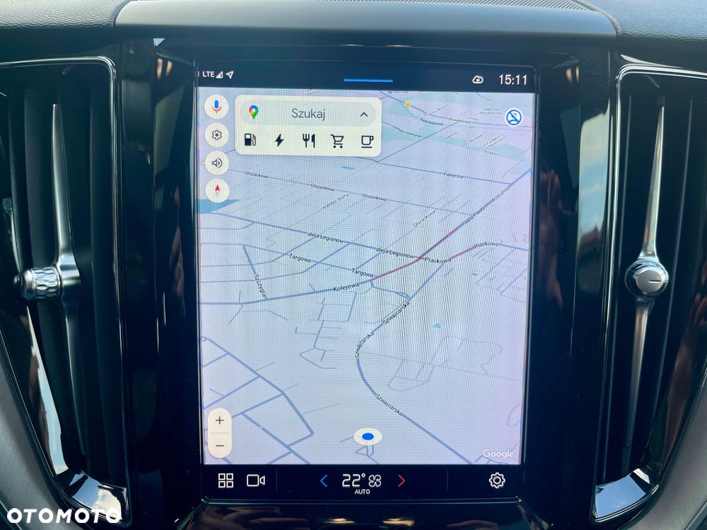 Volvo XC 60 T6 Plug-In Hybrid AWD Inscription - 16