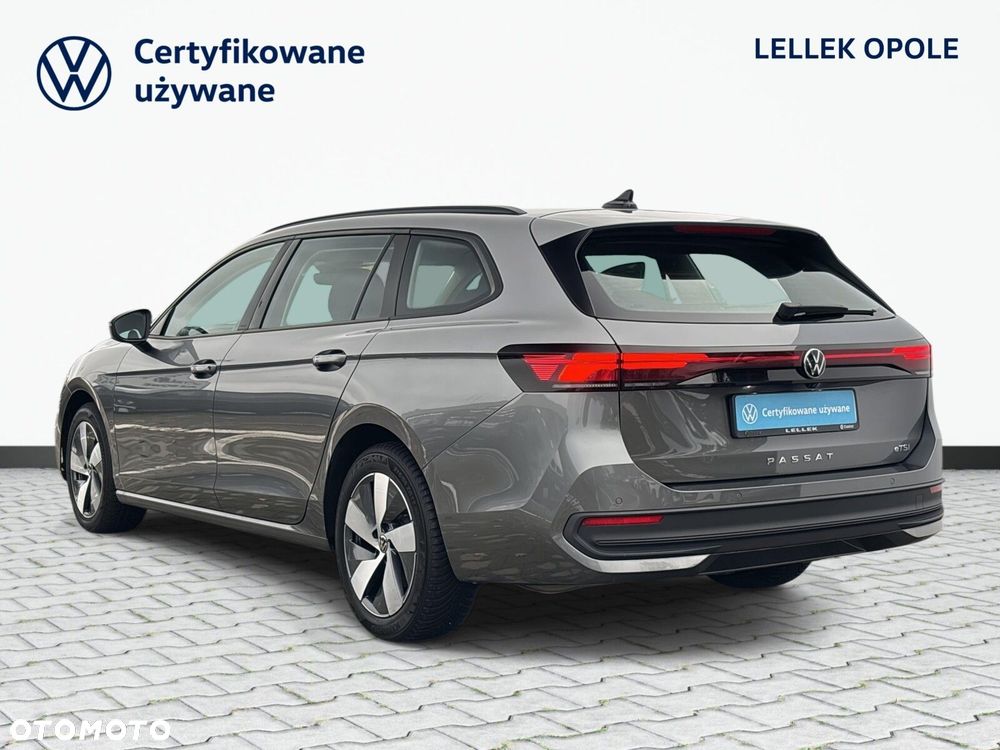 Volkswagen Passat Variant 1.5 TSI ACT mHEV DSG - 8
