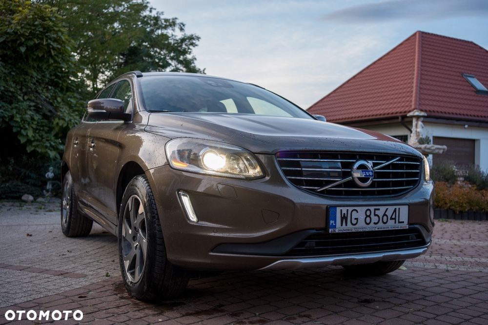 Volvo XC 60 D4 Geartronic Summum - 1