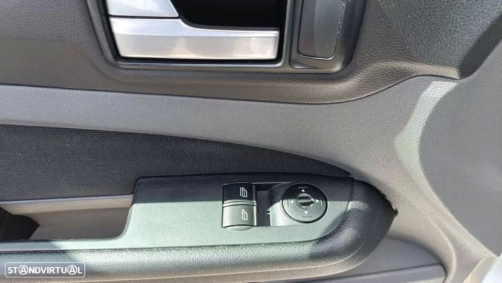 Ford Focus 1.6 TDCi Sport - 9