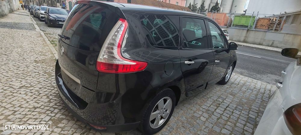 Renault Grand Scénic 1.5 dCi Dynamique S 7L - 2