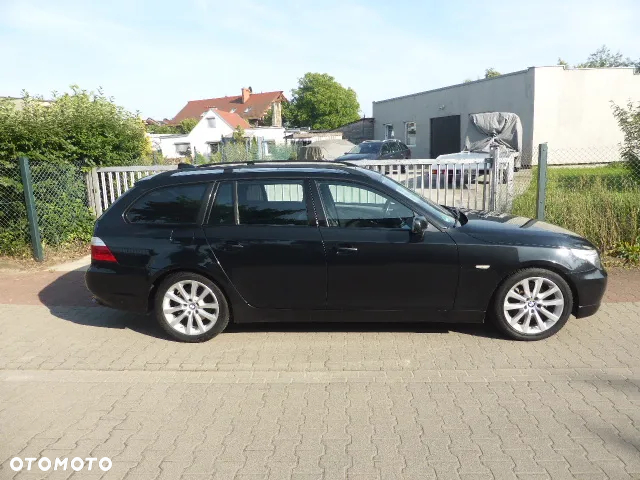 BMW Seria 5 525i Touring Edition Lifestyle - 3