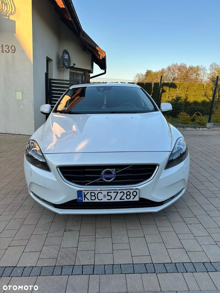 Volvo V40 T3 Summum - 2