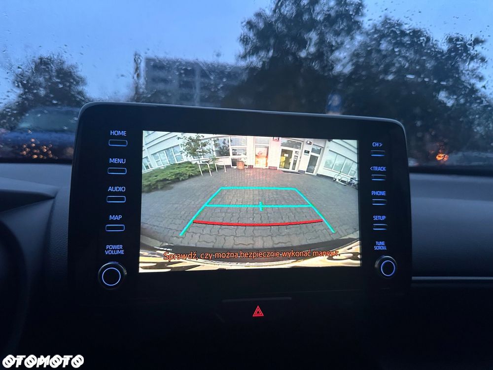 Toyota Yaris Cross Hybrid 1.5 Comfort - 17