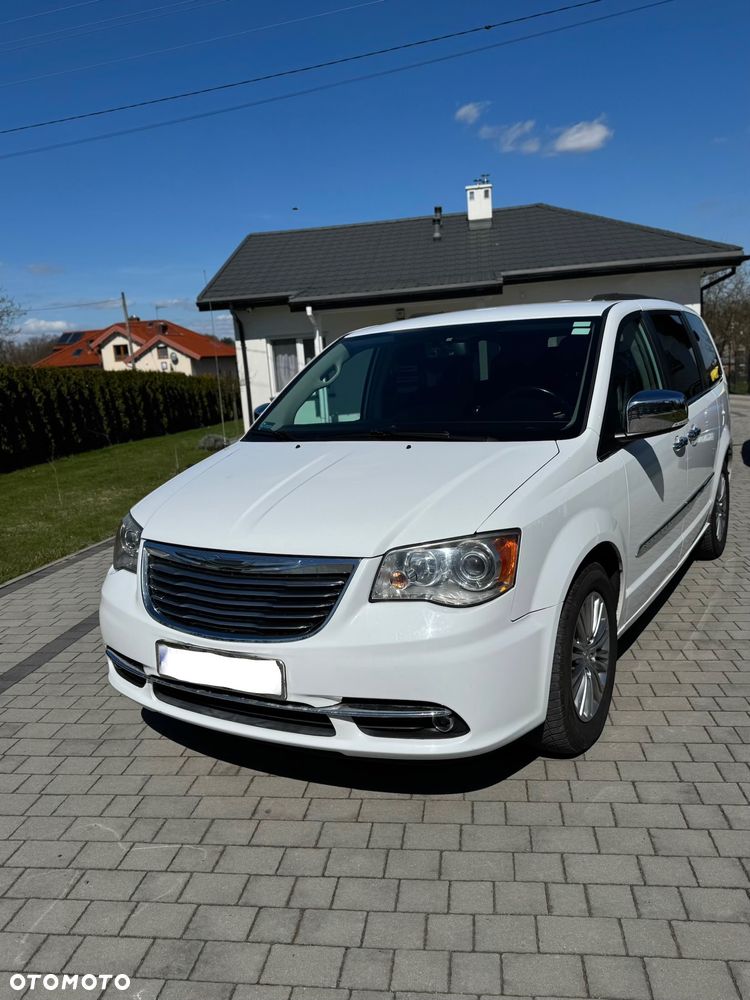 Chrysler Town & Country 3.6 Touring - 1