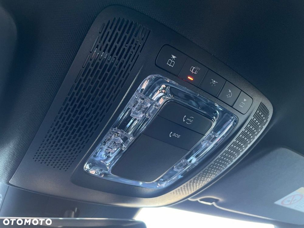Mercedes-Benz CLA - 36