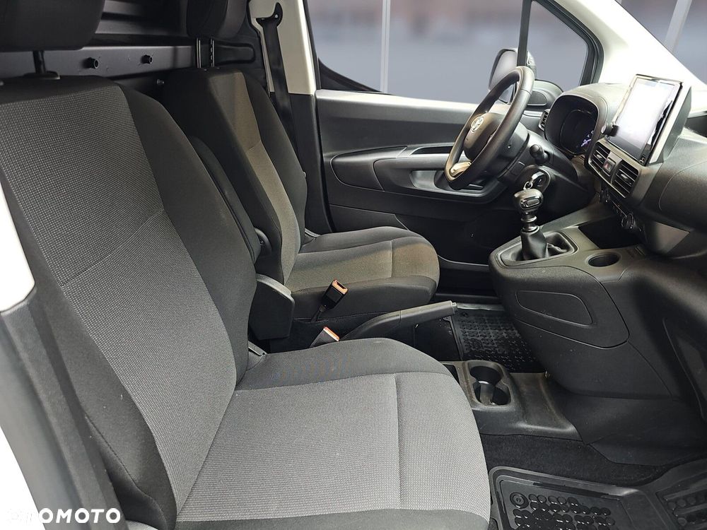Toyota ProAce 1.2 D-4T 110KM std Furgon Active - 9