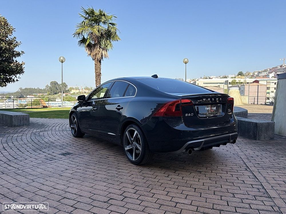 Volvo S60 1.6 D2 R-Design Momentum - 5
