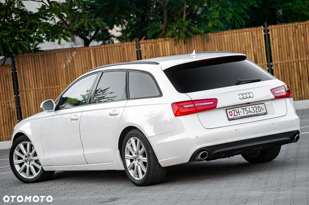 Audi A6 Avant - 14